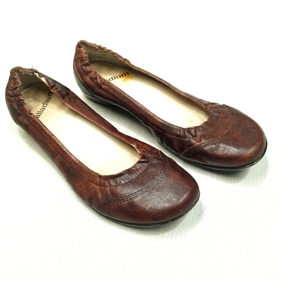 Palladium flats in cognac brown  ballet size 7 little wear only stain on‎ insole - Picture 1 of 13